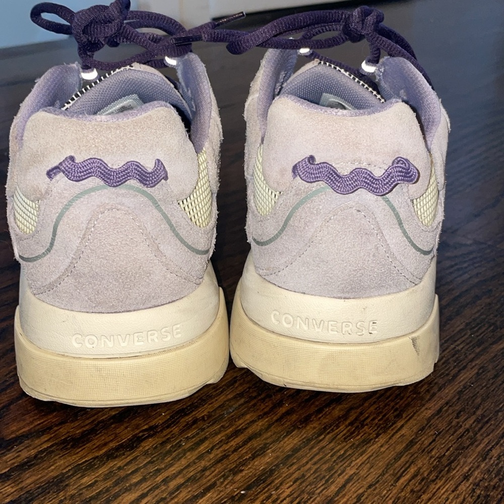 Converse Gold Le Fleur Purple Sneakers - Picture 4 of 5